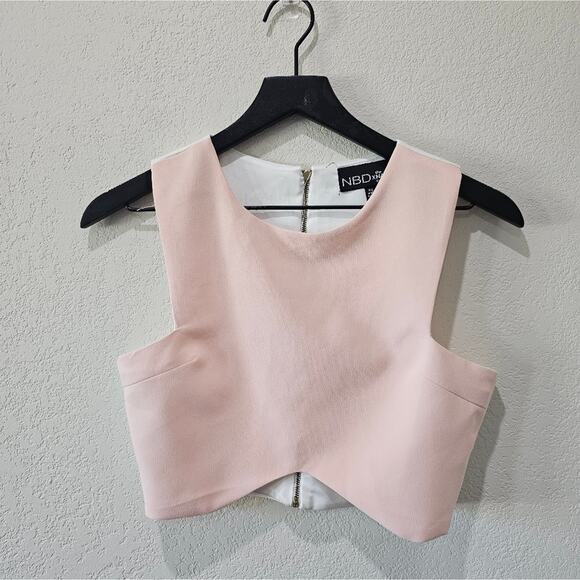 NBD Tops - NBD x The Naven Twins Dual Color Crop Top